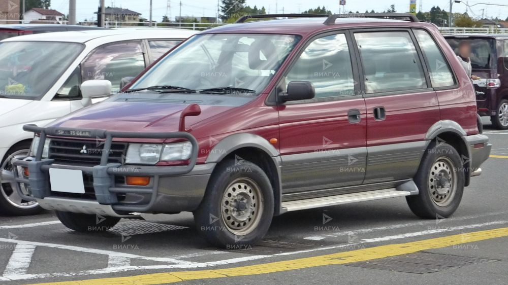 Ремонт заднего тормозного суппорта Mitsubishi RVR